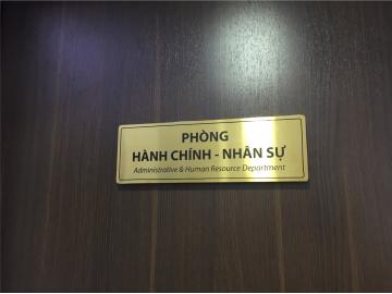 Thi công biển Inox, biển đồng bền đẹp chất lượng tốt