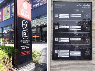 So sánh các chất liệu làm biển chỉ dẫn trong/ngoài tòa nhà